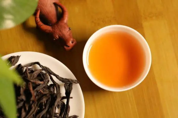 武夷岩茶适合哪些人群喝？